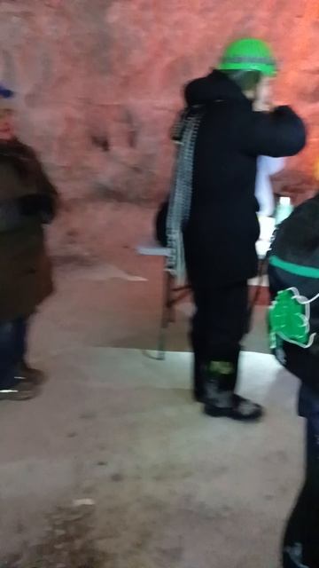 у пещерных людей тоже новый год