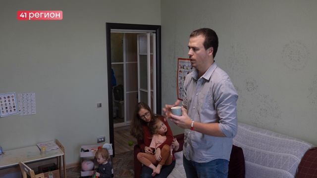 ИЗ АФРИКИ НА КАМЧАТКУ: СЕМЬЯ ИЗ ЮАР УЖЕ 2,5 ГОДА ЖИВЁТ НА ПОЛУОСТРОВЕ И НЕ ПЛАНИРУЕТ ПЕРЕЕЗЖАТЬ смотреть онлайн