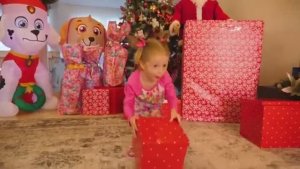 Настя и подарки - сборник видео про Новый год и Рождество