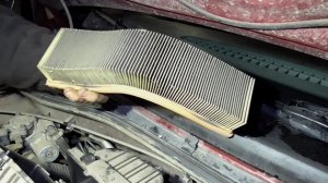 Замена воздушного фильтра Renault Sandero