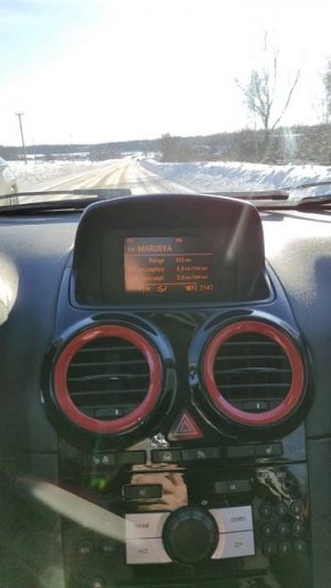 Корса 2011 1.4 ат