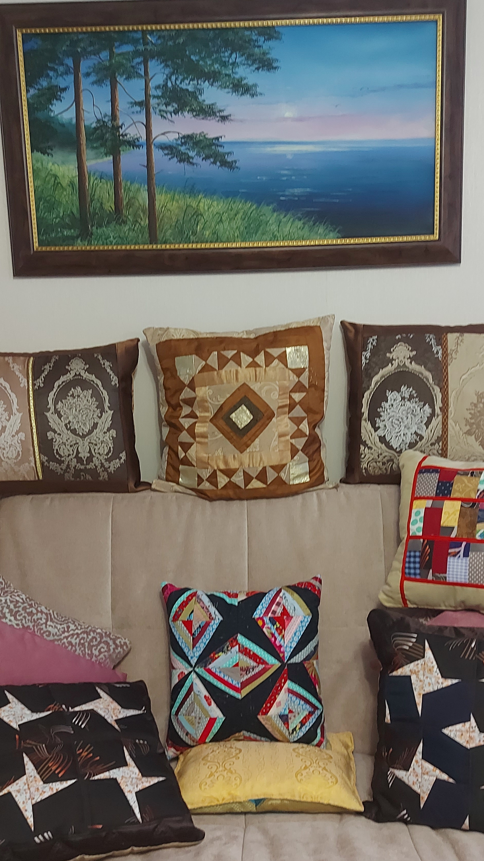 Мама рукодельница🥰 Красота из обрезков ткани 🔥 #лоскутноешитье смотреть онлайн