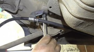 Замена тросов ручника Hyundai Tucson