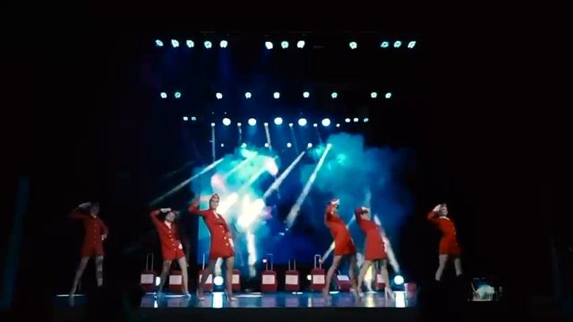 СТЮАРДЕССА