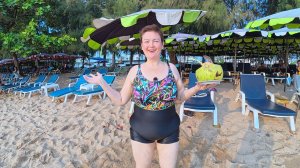 Откровенный разговор на пляже в Паттайе! ПРИПОМНИЛИ всё друг другу) Резвлюсь в море, ем ФРУКТЫ! Влог