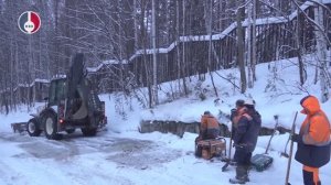 Сотрудники Водоканала устранили повреждение и образовавшуюся наледь в районе Чурина 12_2