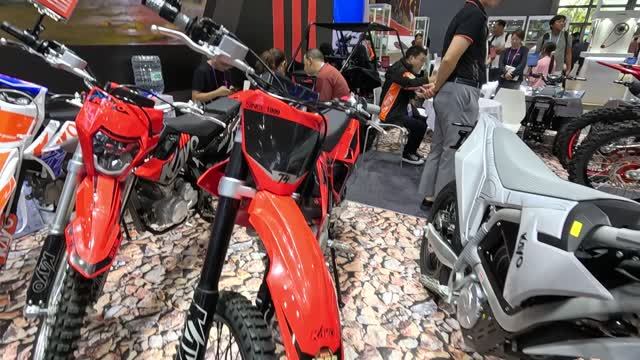 Мотоциклы KAYO. Выставка CFAIR. Часть 47. смотреть онлайн