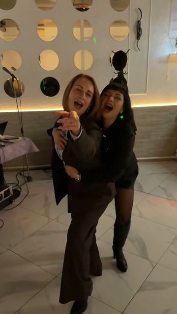 Отпраздновали день рождение Танюши- натанцевались вдоволь!