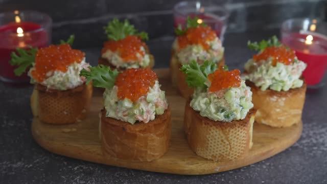 Эта ЗАКУСКА ПОРАЗИТ СВОИМ ВКУСОМ! Рецепт закуски ПРОСТО и БЫСТРО! смотреть онлайн