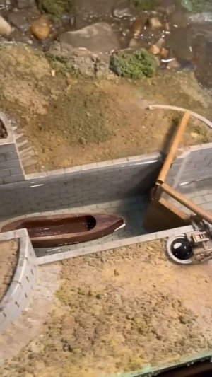 Мужчина создал загородный участок с прудом и каналом, но у этого есть одна особенность.