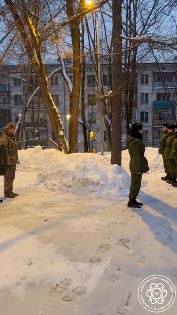 Правом поднять флаг Российской Федерации был отмечен  Бороздин Владимир