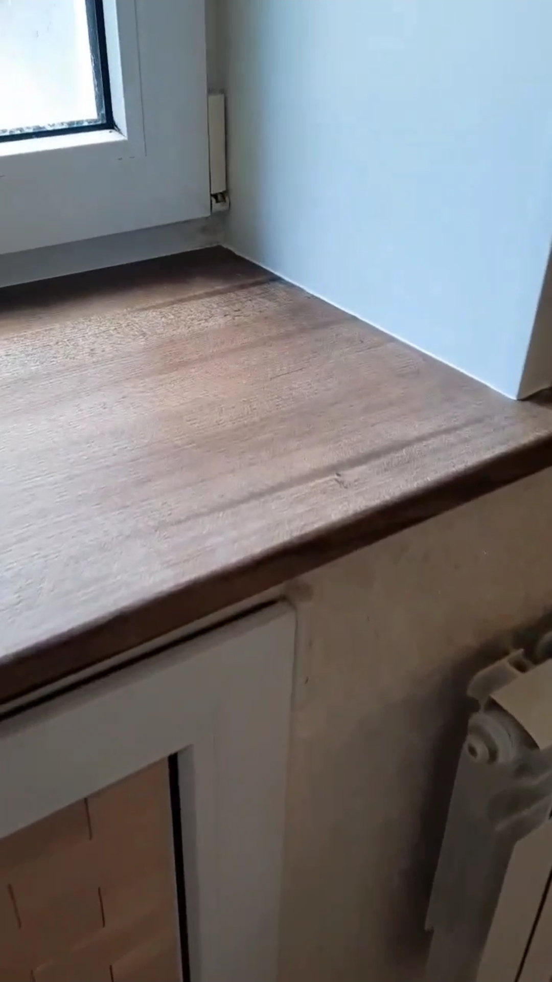 Установка подоконника и откосов!