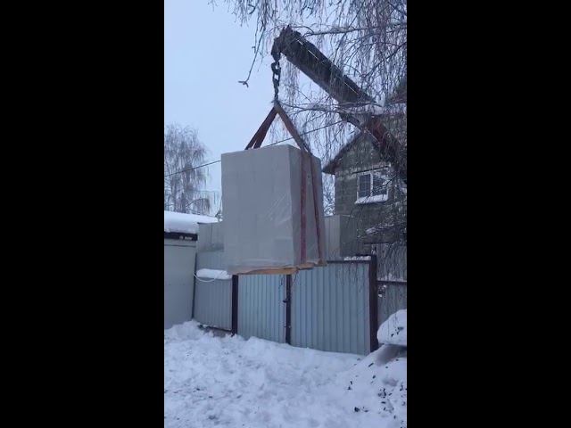 Разгрузка газобетонных блоков от интернет-магазина стройматериалов "Русс Кирпич" 22.01.19