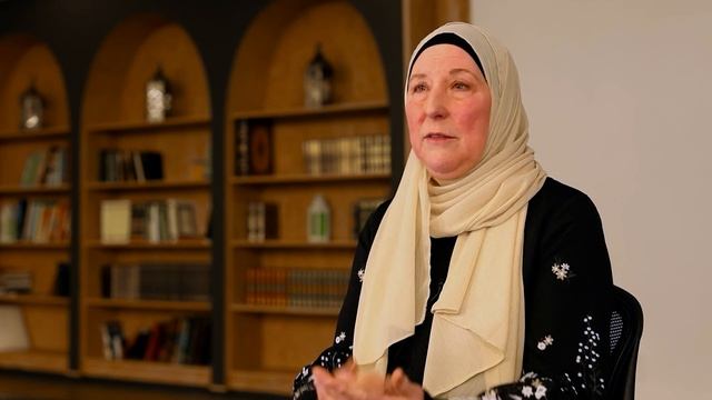 «Я поехала в Саудовскую Аравию проповедовать христианство... но приняла Ислам» → 👤 #Towards_Etern смотреть онлайн