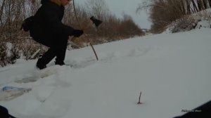 Налим на живца зимой. 1 сезон. 3 серия. (7 часов на льду. Проверка поставух. Рыбалка на удочку)