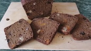 Земгальский хлеб на закваске с сухофруктами и орехами. Ржаной заварной хлеб.