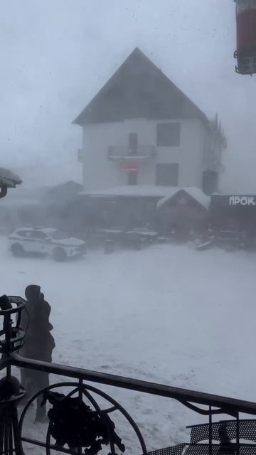 Сильная метель в Приэльбрусье сегодня 🌧️ смотреть онлайн