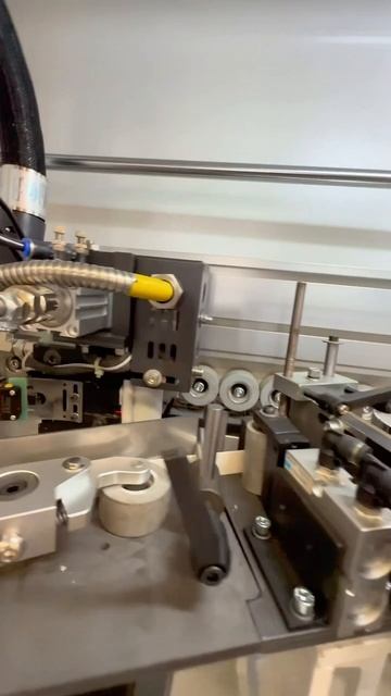 ВСЕ ОПЕРАЦИИ В ОДНОМ: Кромкооблицовочный станок DM 500F