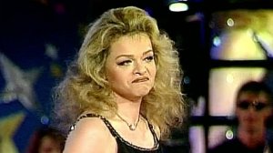 "Лариса, вы подтверждаете свои слова, что хитом песня становится тогда, когда ее поют в ресторанах?"