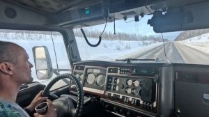 Кенворт - Т660.  Порожняковые движения. С Кирова домой.