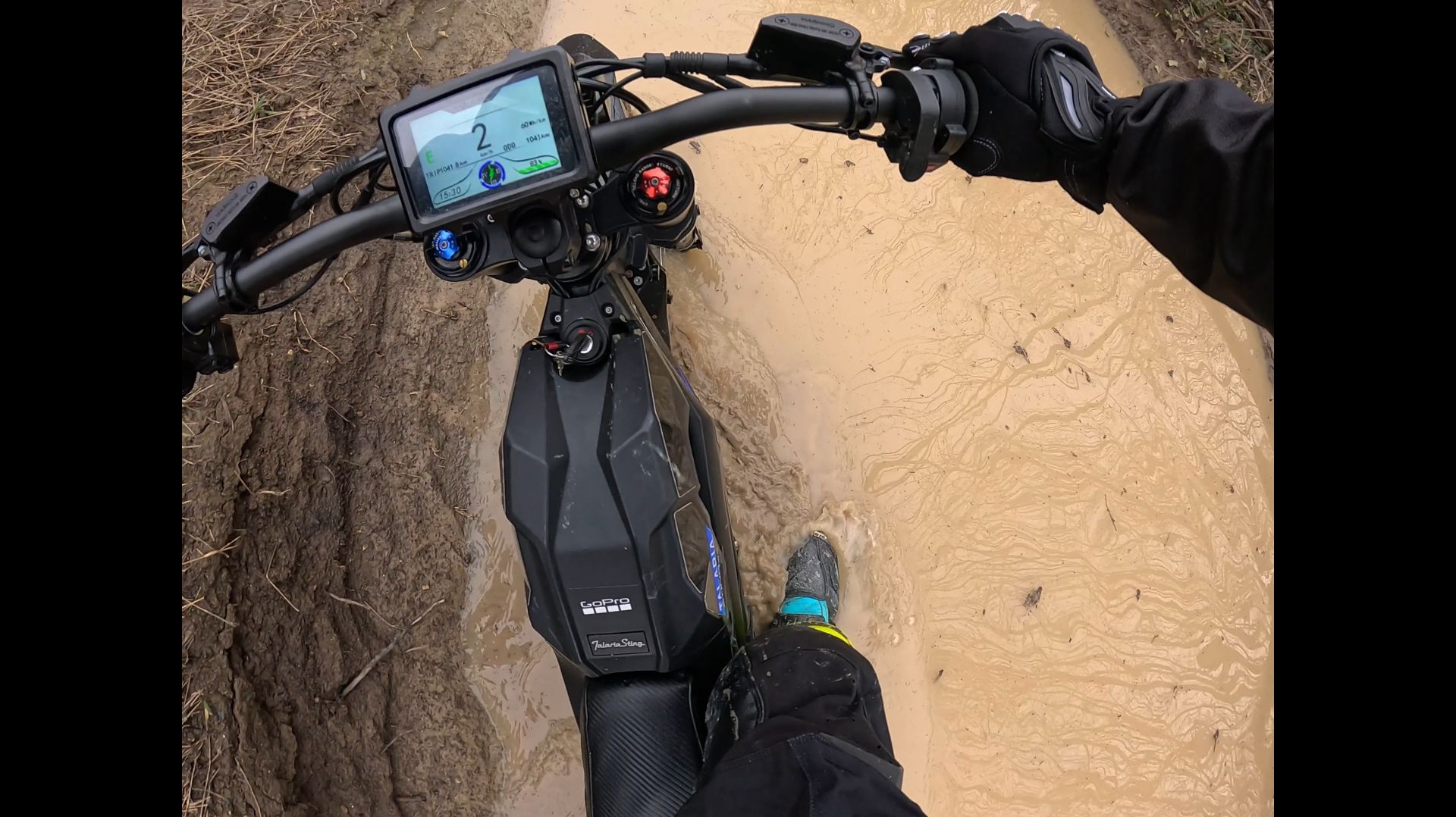 Помесил грязь на Talaria 5500