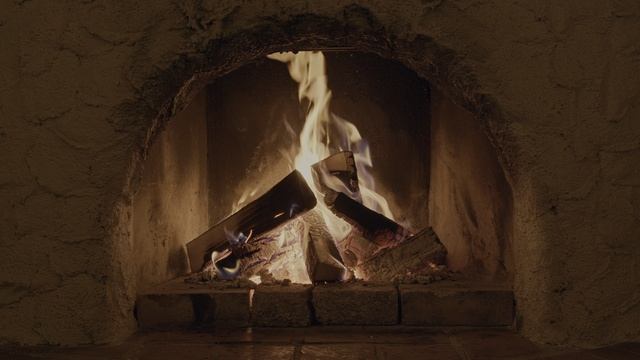 Уютный Камин 2K HDR.