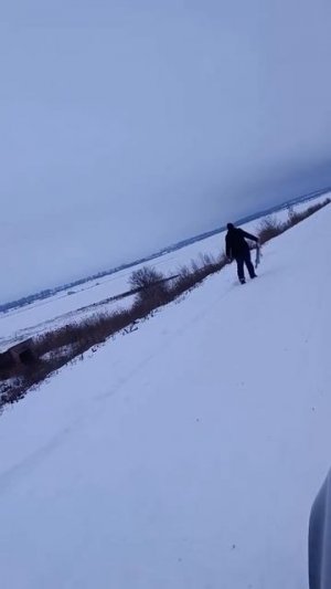 Рыбалка!Хорошего рыбака видно издалека!