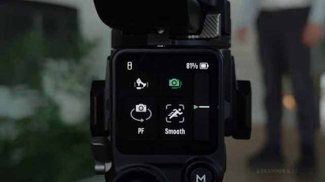 DJI RS 5 Gimbal First Look [New handle, enhanced tracking, fine tuning knobs] смотреть онлайн