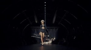 Показ женской коллекции Dolce & Gabbana весна-лето 2025