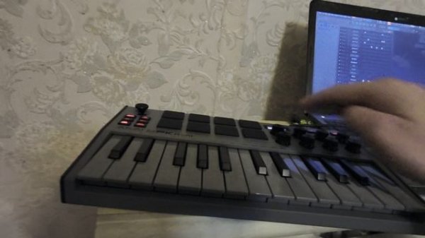 akai mpk mini