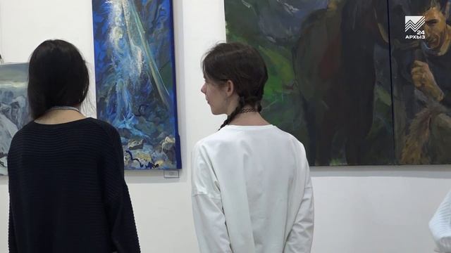 В картинной галерее Черкесска открылась выставка картин Елены Чотчаевой смотреть онлайн