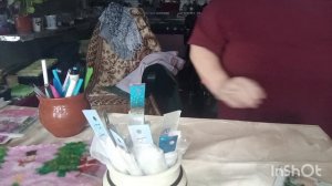 /131/Замочила семена перцев в улитку.Посеяла виолу.