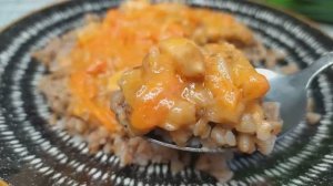 Гречка с куриным филе и подливкой просто и быстро🍗