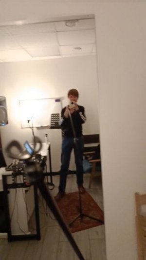 Паша Жесть - страницы (сольная репетиция)