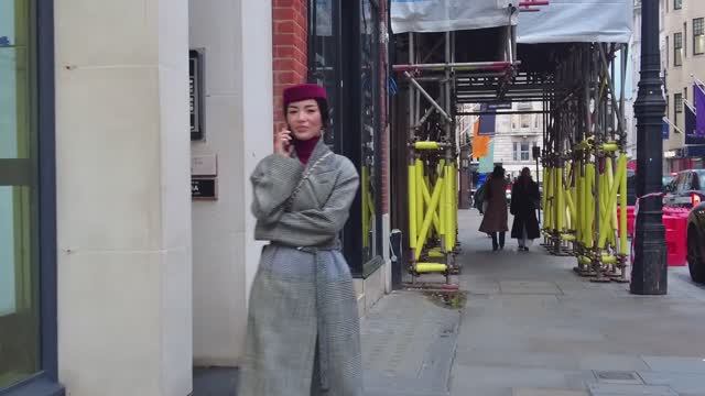 ЛОНДОНСКИЙ ЗИМНИЙ уличный стиль в 2026 году смотреть онлайн