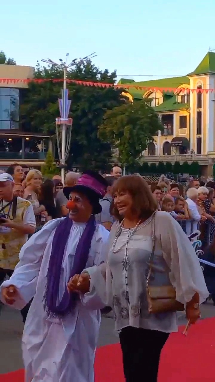 Лариса Лужина Хрустальный ИсточникЪ 2021 смотреть онлайн