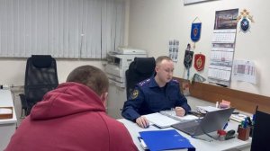 Кадры допроса подозреваемого в Санкт-Петербурге