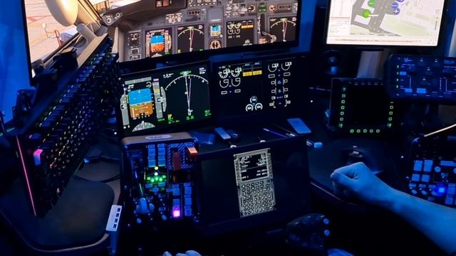 MSFS2024  много мониторов + планшет