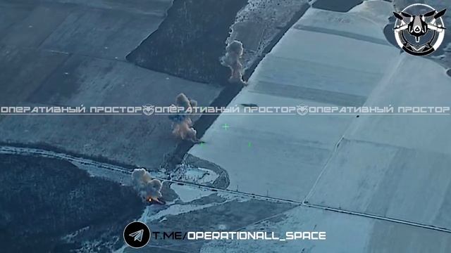 💥Авиаудар по опорнику ВСУ с последующей детонацией склада БК в районе села Пристин Харьковской обл… смотреть онлайн