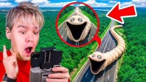 МОЙ ДРОН СНЯЛ HUNGRY WORM В РЕАЛЬНОЙ ЖИЗНИ! ОГРОМНЫЙ ЧЕРВЬ ПОЖИРАТЕЛЬ!!!
