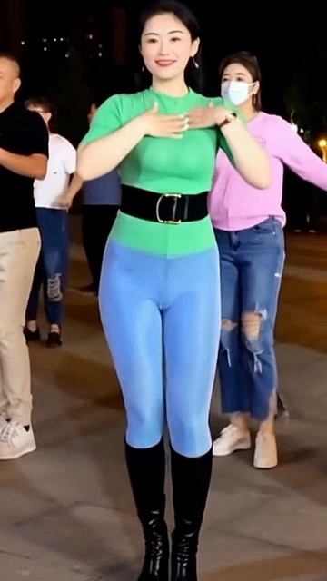 Красивые ножки. смотреть онлайн