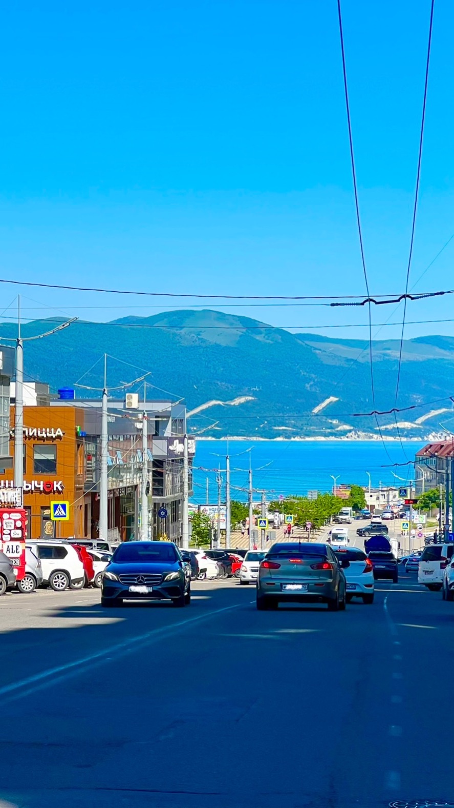 Город Новороссийск, ул. Южная, дом 17