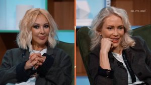 Она — на каблуках и стройная в платье, а я — в мешке из-под картошки и в макасинах