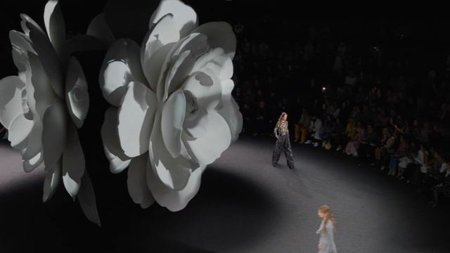 Показ женской коллекции Chanel осень-зима 2023-2024 Показ женской коллекции Chanel осень-зима 2023-2024