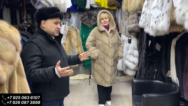 МОДНЫЕ ШУБЫ КОТОРЫЕ СОГРЕЮТ И ВОСХИТЯИ В САЛОНЕ ДОМ МЕХА У РОМЫ смотреть онлайн