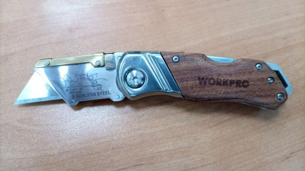 workpro универсальный нож со сменными лезвиями