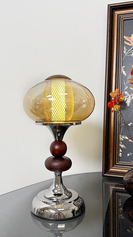 Сенсорная настольная лампа Retro Glow