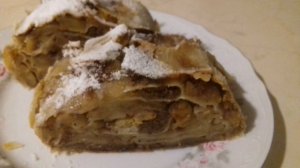 Яблочный штрудель. Ну просто обалденно вкусно!