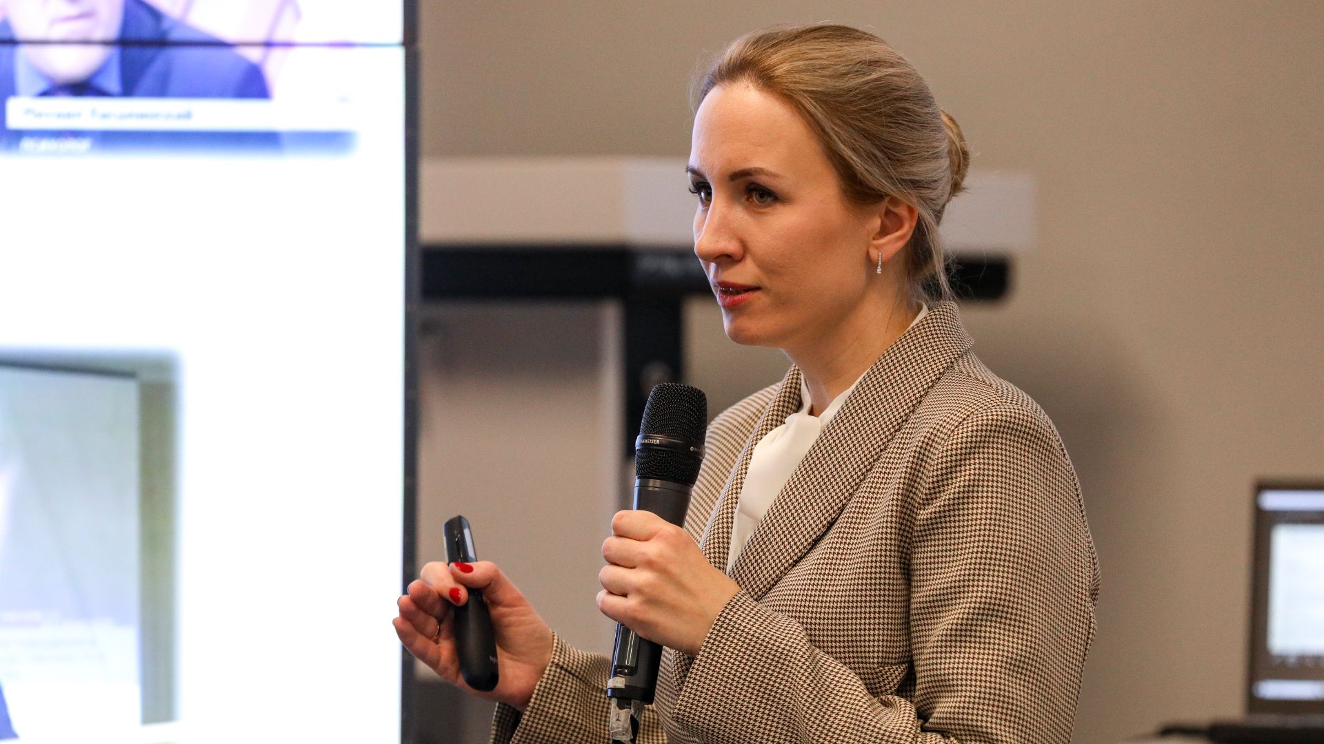 Современное детство в руках цифровой эпохи. Как сохранить здоровье детей?