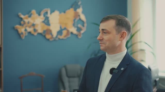 Как стать проректором по молодёжной политике? Интервью с проректором СевГУ смотреть онлайн